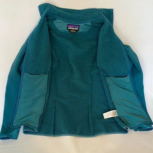 Patagonia Women’s R2 TechFace Jacket - Picture 6 of 6